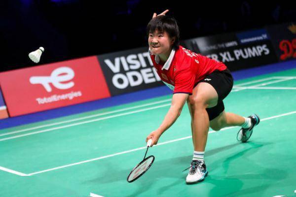 的决定显得 的决定显得