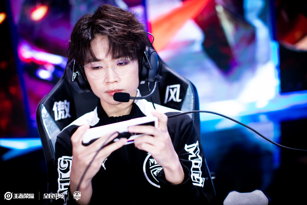 主C两轮输 主C两轮输